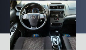 Toyota Avanza 2021 lleno
