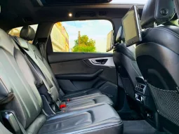 Audi Q7 2018 lleno
