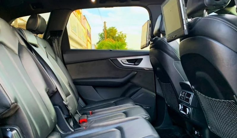 Audi Q7 2018 lleno