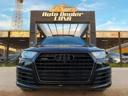 Audi Q7 2018 lleno