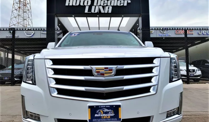 2017 Cadillac Escalade lleno