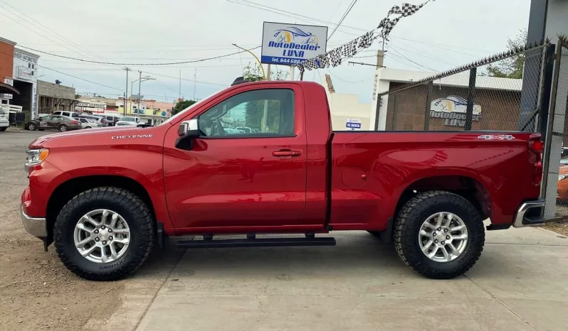 Chevrolet Cheyenne 2023 lleno