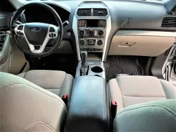 2013 Ford Explorer lleno