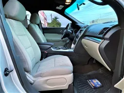 2013 Ford Explorer lleno