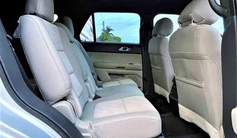 2013 Ford Explorer lleno