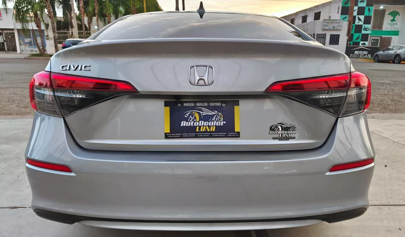 Honda Civic 2022 lleno