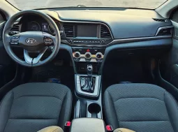 Hyundai Elantra 2020 lleno