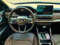 Jeep Commander 2025 lleno