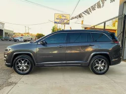 Jeep Commander 2025 lleno