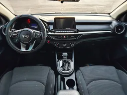 Kia Forte 2021 lleno