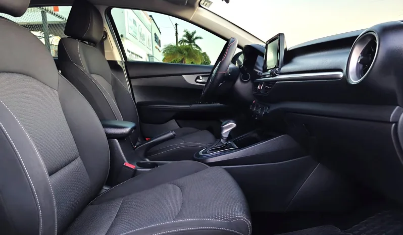 Kia Forte 2021 lleno