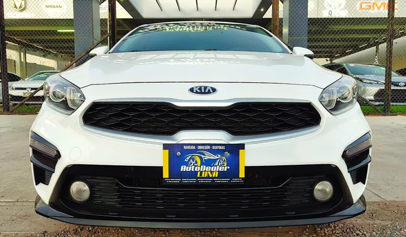 Kia Forte 2021 lleno