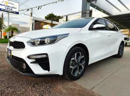 Kia Forte 2021 lleno