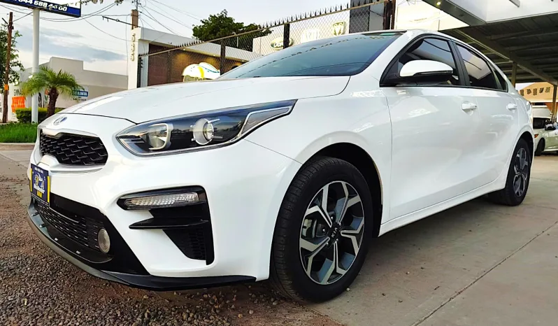 Kia Forte 2021 lleno
