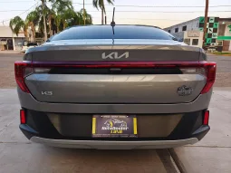 Kia K3 2024 lleno