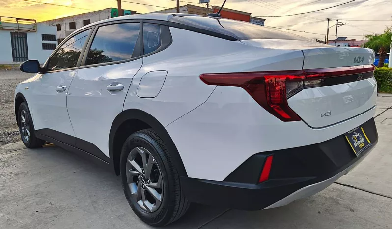 Kia K3 2024 lleno