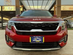 Kia Seltos 2023 lleno
