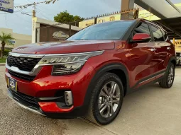 Kia Seltos 2023 lleno