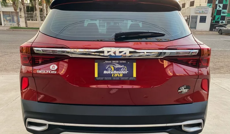 Kia Seltos 2023 lleno
