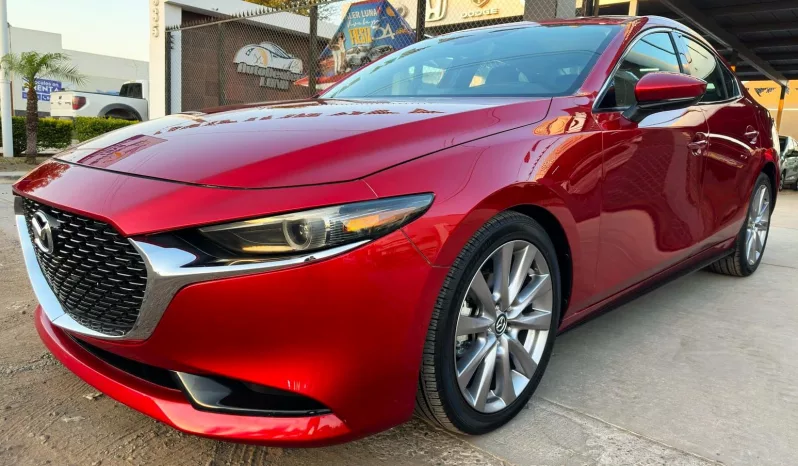 Mazda 2020 lleno