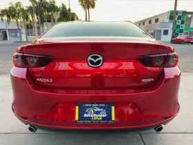 Mazda 2020