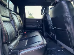 Nissan Frontier 2023 lleno