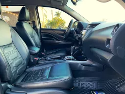 Nissan Frontier 2023 lleno