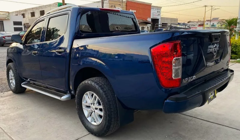 Nissan NP-300 2018 lleno