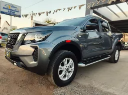 Nissan Frontier 2023 lleno
