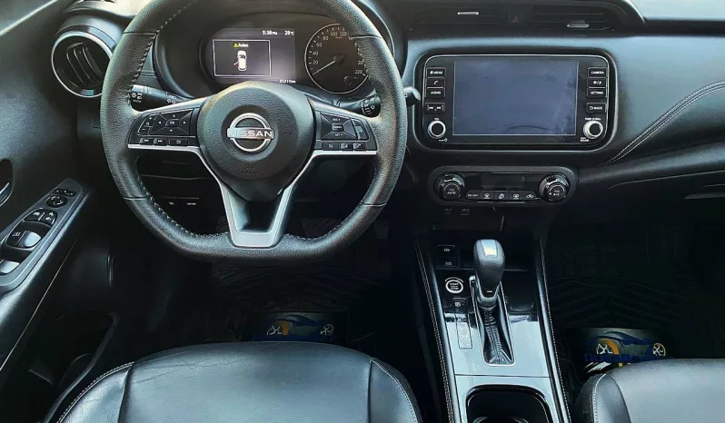 Nissan Kicks 2023 lleno