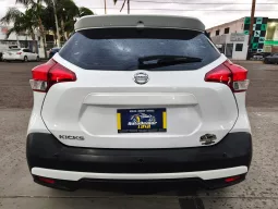 Nissan Kicks 2017 lleno