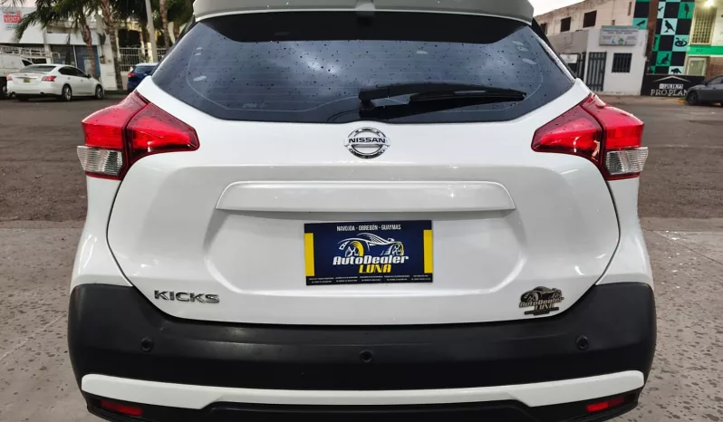 Nissan Kicks 2017 lleno