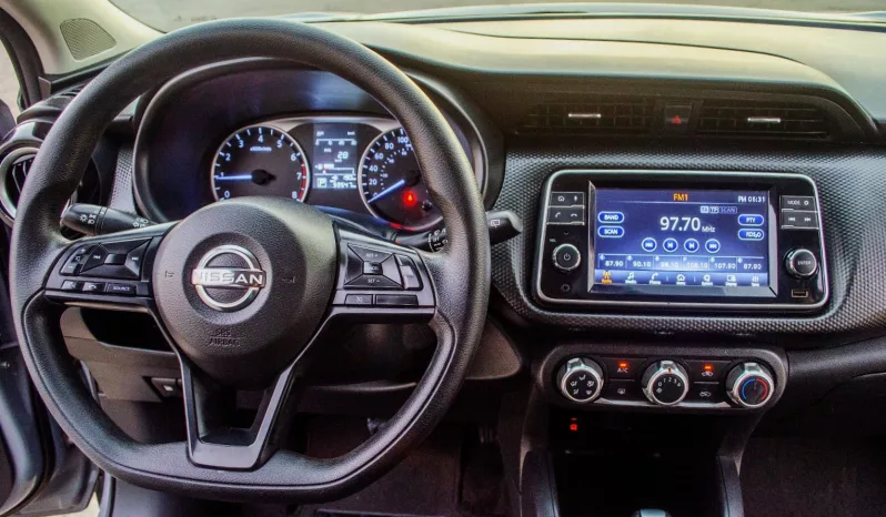 Nissan Kicks 2023 lleno