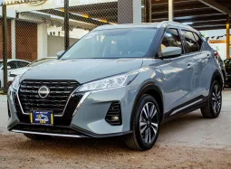 Nissan Kicks 2023 lleno