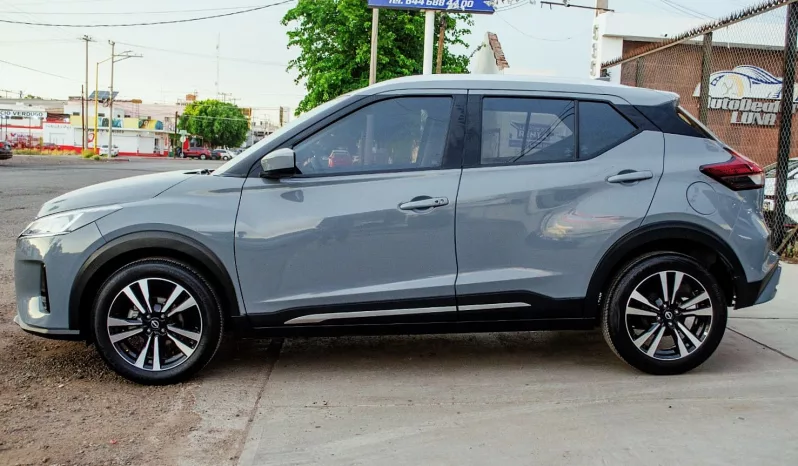 Nissan Kicks 2023 lleno