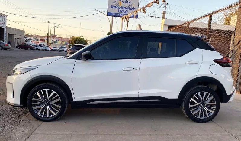 Nissan Kicks 2023 lleno