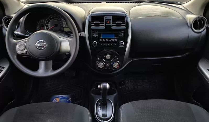 Nissan March 2018 lleno