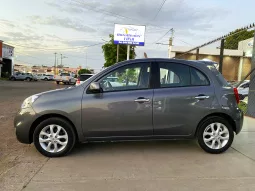 Nissan March 2018 lleno