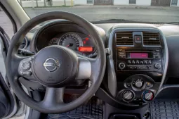 Nissan March 2018 lleno