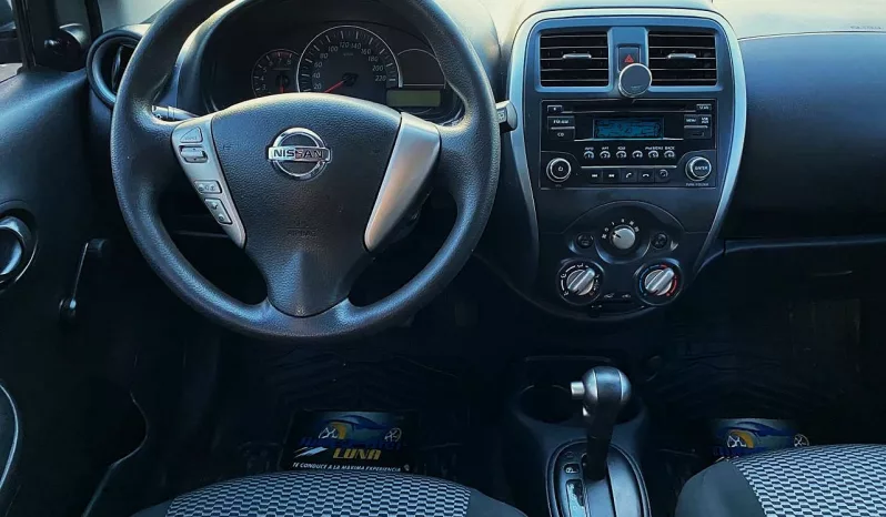 Nissan March 2020 lleno