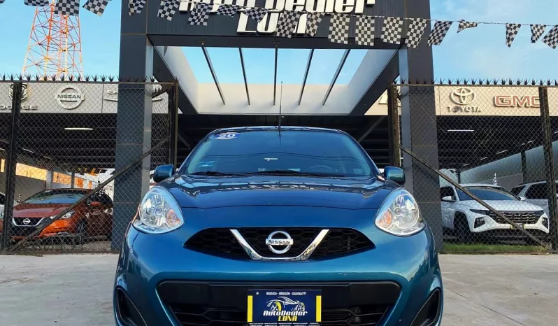 Nissan March 2020 lleno