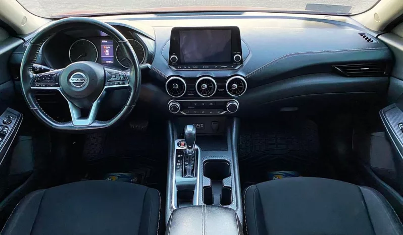 Nissan Sentra 2021 lleno