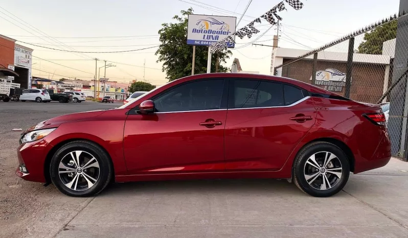 Nissan Sentra 2021 lleno