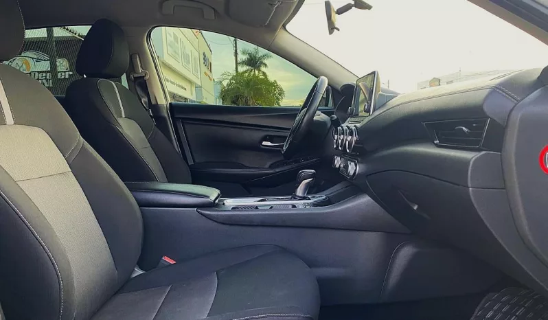 Nissan Sentra 2023 lleno