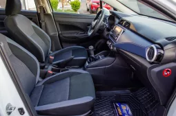 Nissan Versa 2024 lleno