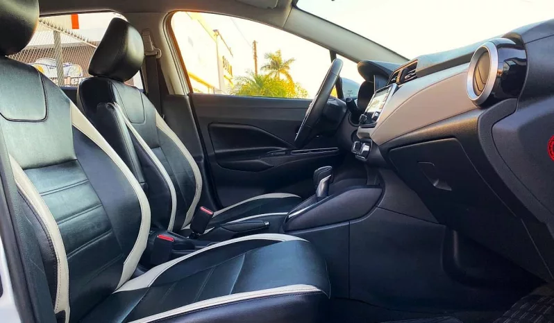 Nissan Versa 2022 lleno