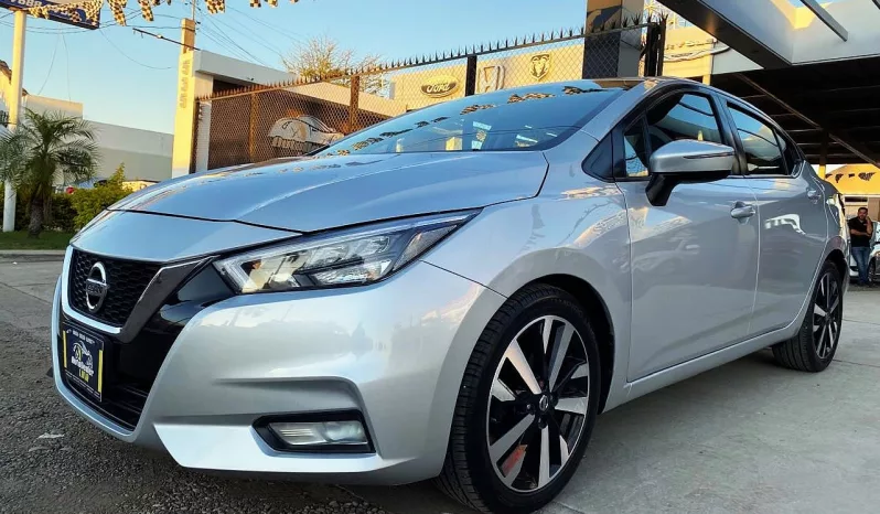 Nissan Versa 2022 lleno