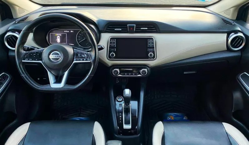 Nissan Versa 2021 lleno