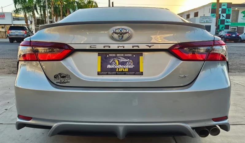 Toyota Camry 2023 lleno