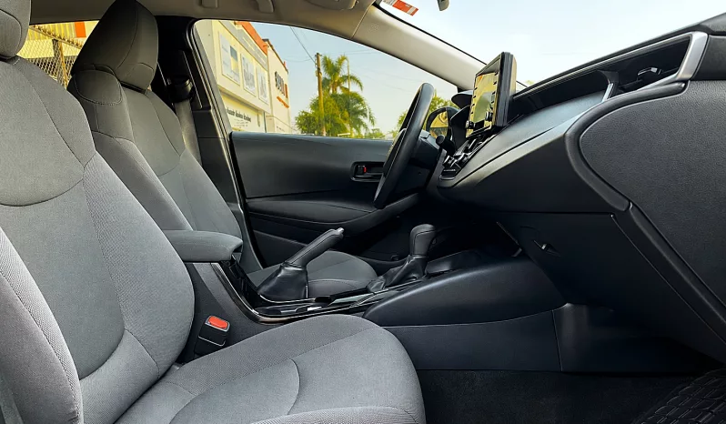 Toyota Corolla 2022 lleno